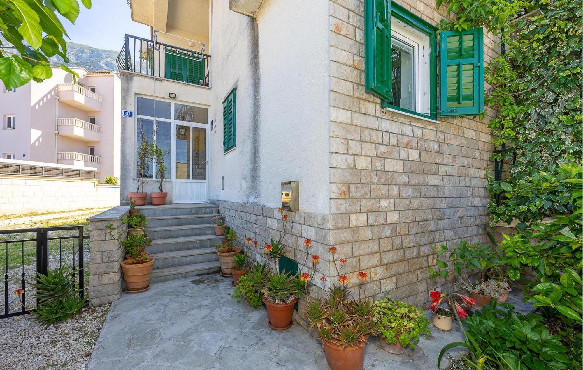 Beautiful Home In Makarska With Kitchen Luaran gambar