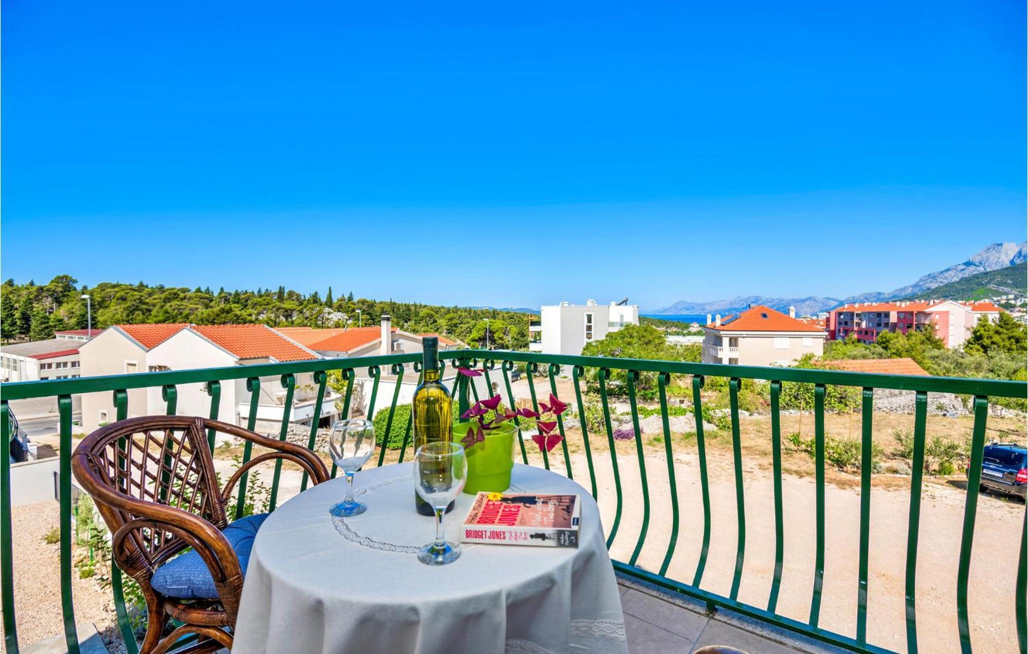 Beautiful Home In Makarska With Kitchen Luaran gambar